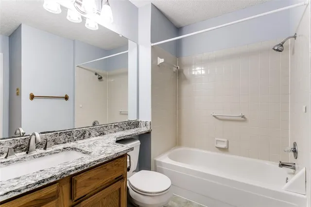 $239,000 | 17 Abbey Road, Euless, TX 76039