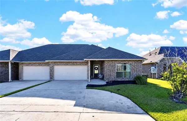 $225,000 | 42046 Thompson Drive, Unit A, Hammond, LA 70403