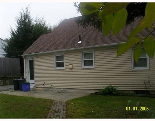 7 Kitchener Road Johnston, RI 02919 - Photo 3 of 10 Exterior Back.