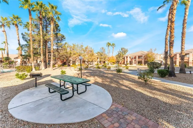 $1,500 | 7717 Himalayas Avenue, Unit 102, Las Vegas, NV 89128