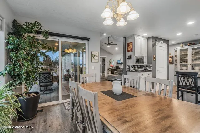 $1,290,000 | 7082 East Poleline Avenue, Post Falls, ID 83854