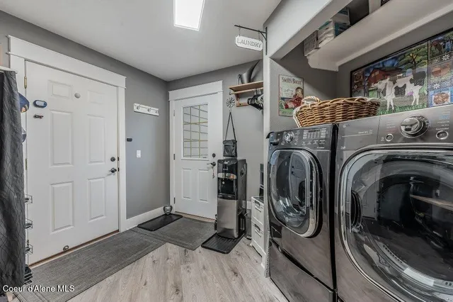 $1,290,000 | 7082 East Poleline Avenue, Post Falls, ID 83854