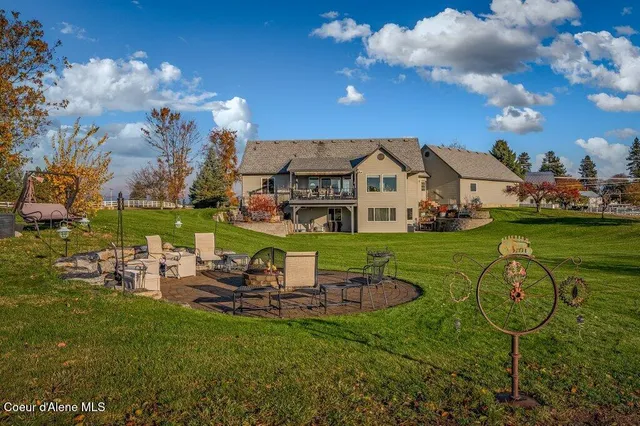 $1,290,000 | 7082 East Poleline Avenue, Post Falls, ID 83854