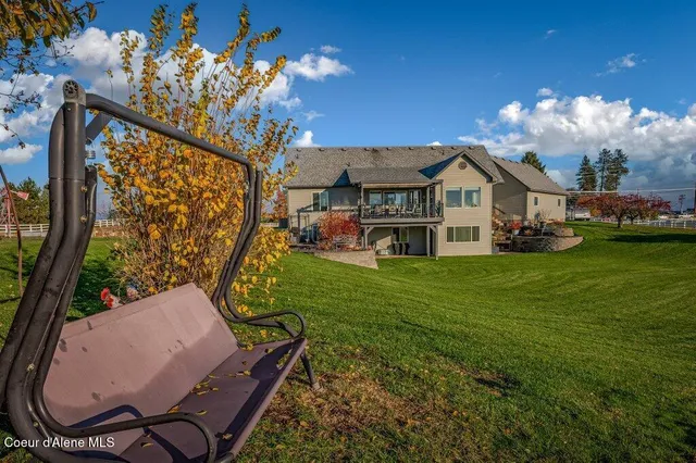 $1,290,000 | 7082 East Poleline Avenue, Post Falls, ID 83854