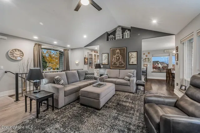 $1,290,000 | 7082 East Poleline Avenue, Post Falls, ID 83854