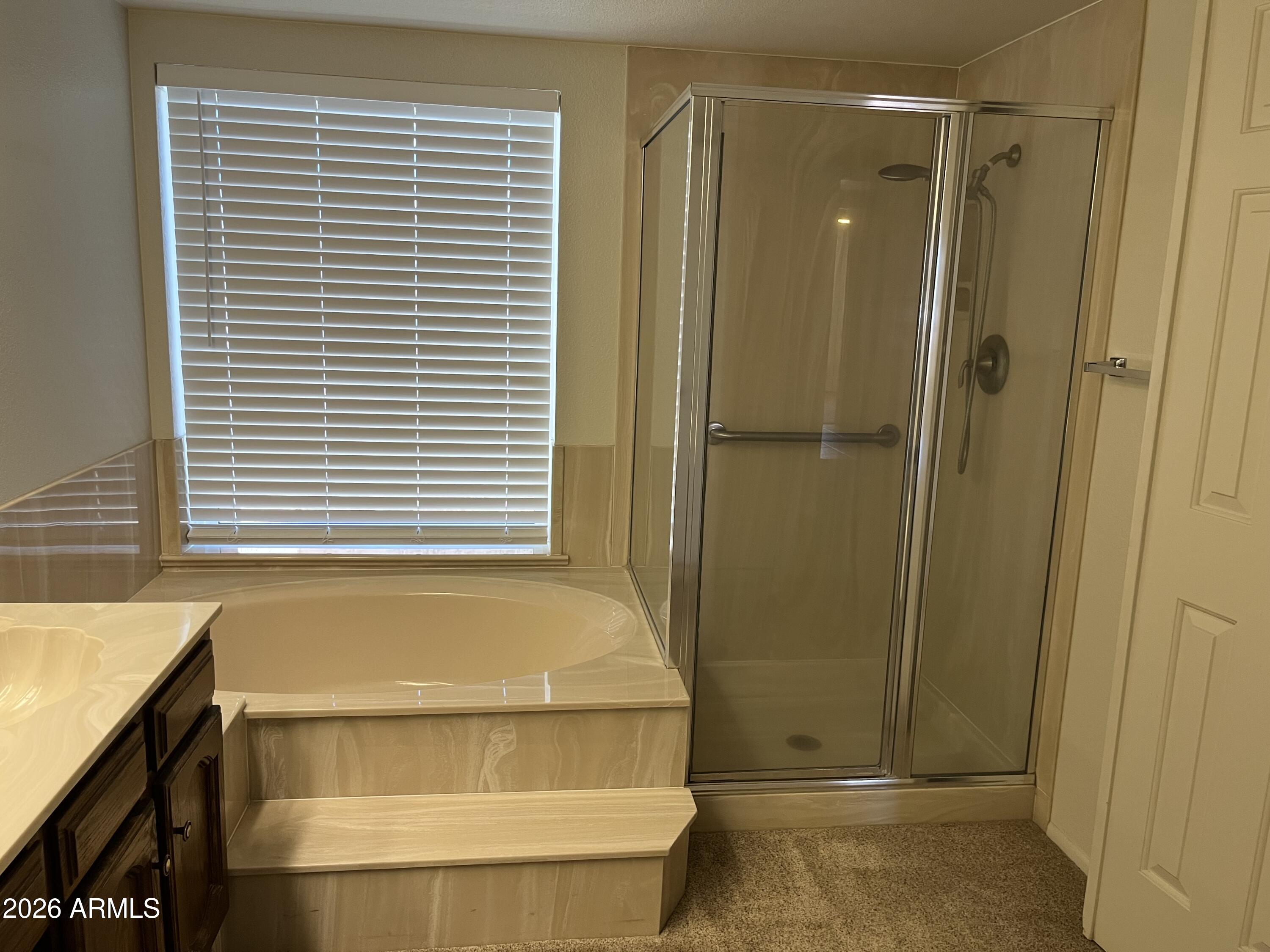 10624 West Griswold Road Peoria, AZ 85345 - Photo 16 of 28