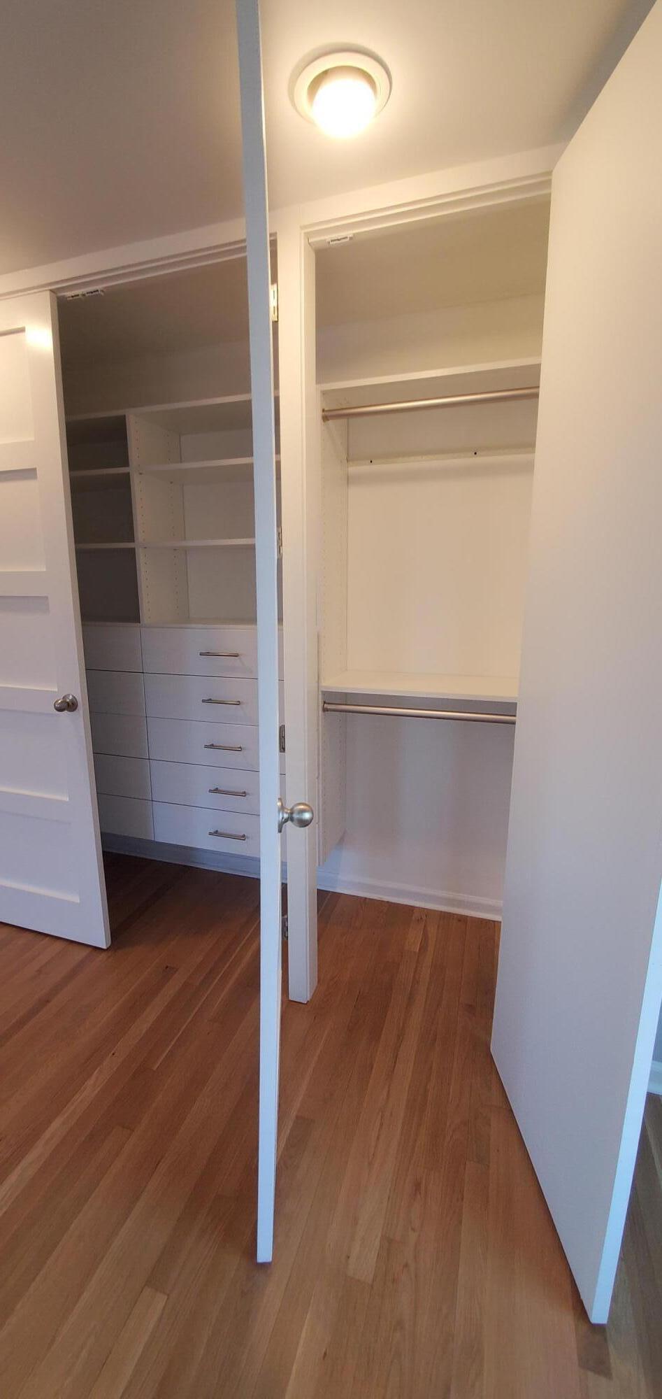 220 Melbourne Way Lexington, KY 40503 - Photo 16 of 43 Master Closet#1