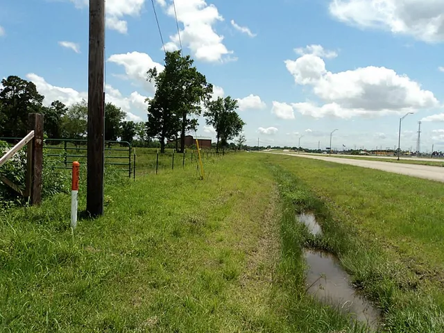 $5,495,000 | 2620 Highway 90, New Orleans, LA 70119