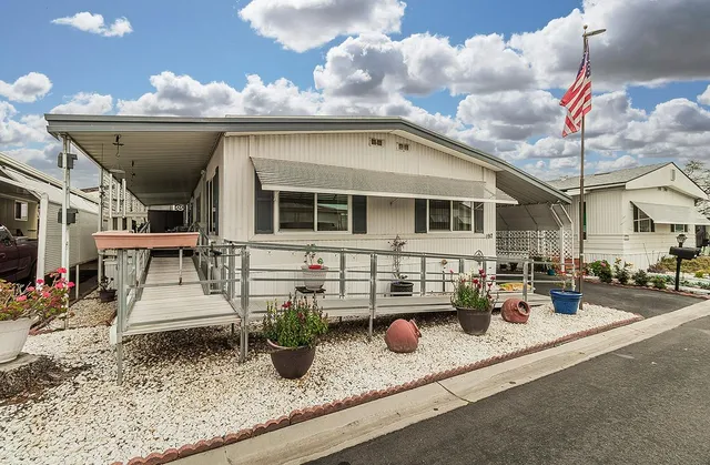 $122,000 | 221 West Herndon Avenue, Unit 192, Fresno, CA 93704