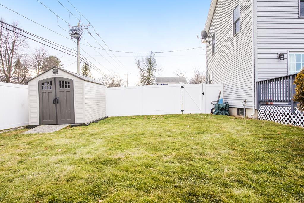 1 Bairdcrest Road Springfield, MA 01118 - Photo 33 of 33