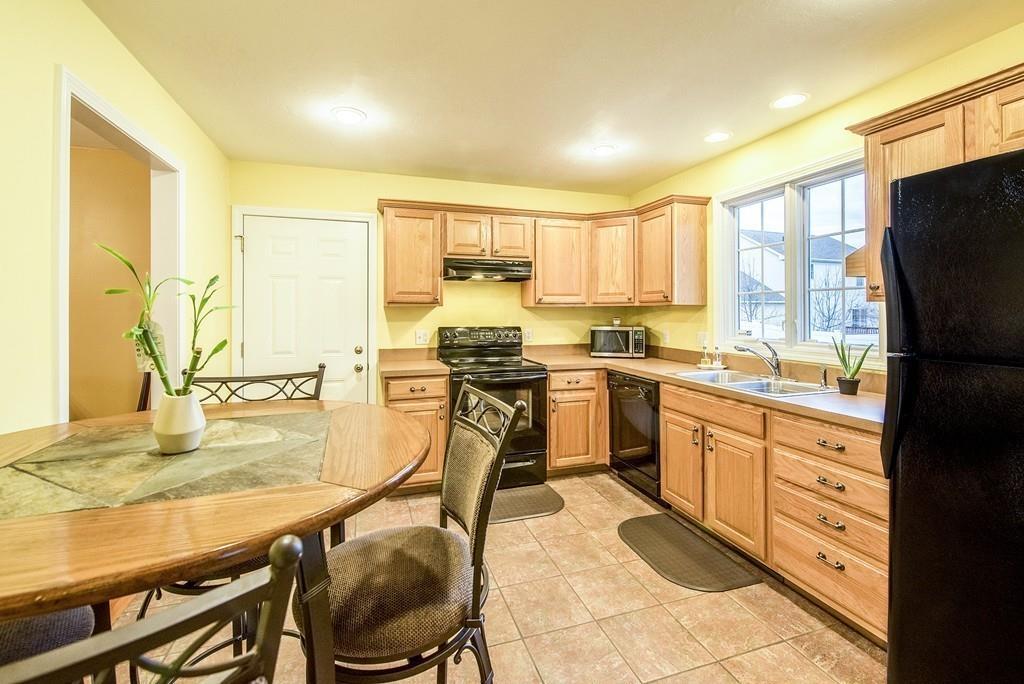 1 Bairdcrest Road Springfield, MA 01118 - Photo 8 of 33