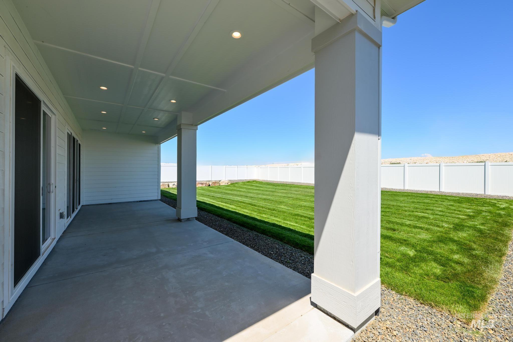 15086 Steel Cloud Avenue Caldwell, ID 83607 - Photo 28 of 41 View of patio / terrace