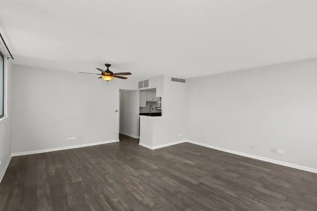 $2,800 | 6150 North Kenmore Avenue, Unit 15B, Chicago, IL 60660