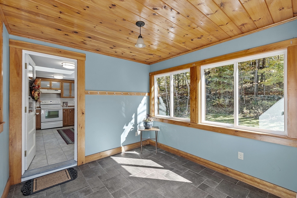 155 Narrows Road Westminster, MA 01473 - Photo 34 of 42 Gallery Image 34