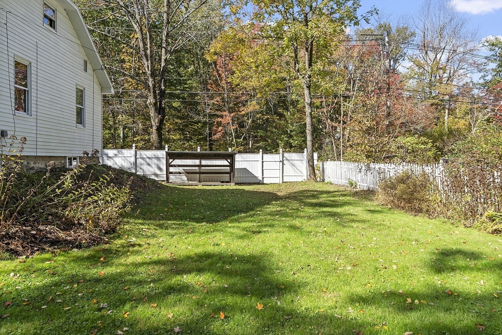 155 Narrows Road Westminster, MA 01473 - Photo 6 of 42 Gallery Image 6