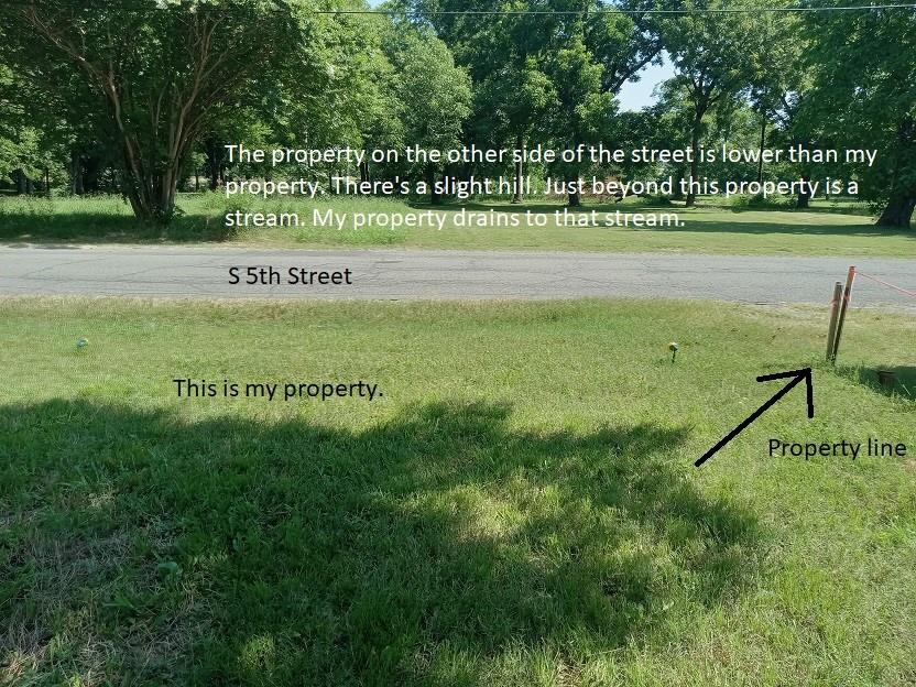 207 South 5th Street Bonham, TX 75418 - Photo 7 of 14 a view of a park with an trees