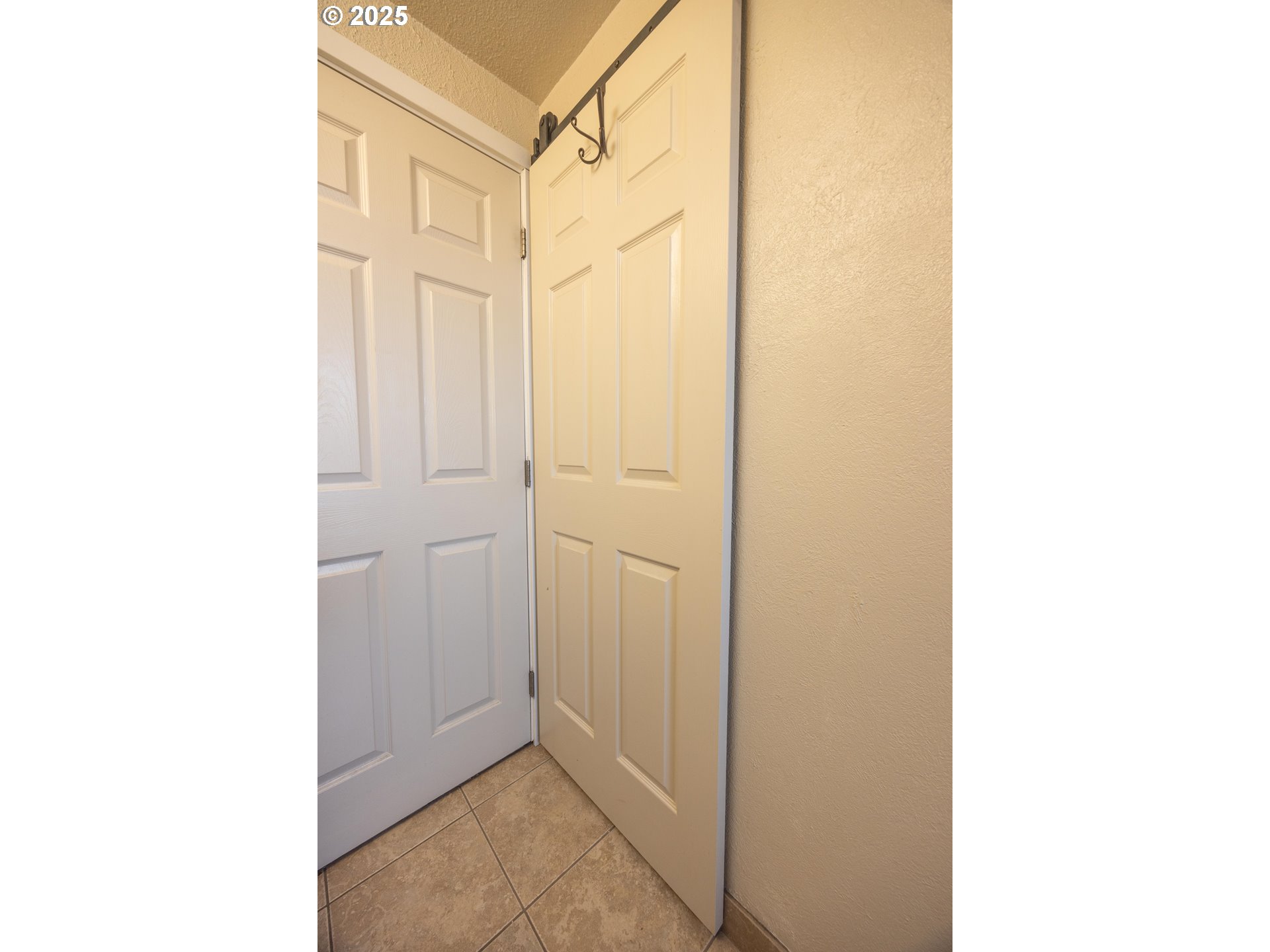 824 56th Street Springfield, OR 97478 - Photo 21 of 31 a bathroom with a shower and a mirror