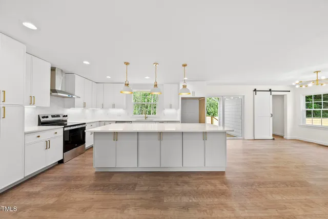 $599,900 | 305 North Montreal Court, Cary, NC 27511