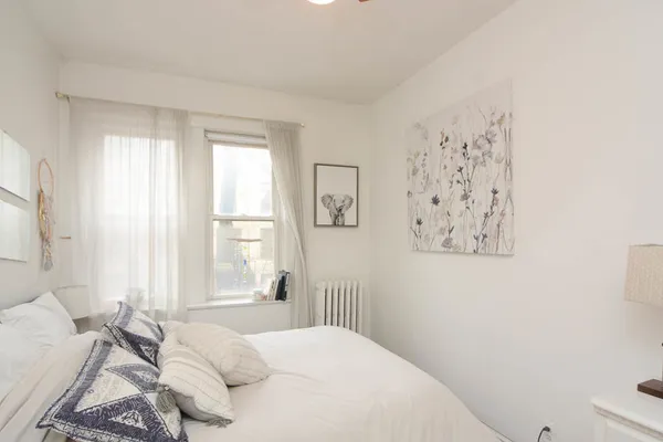 $2,700 | 1929 West Crystal Street, Unit 1A, Chicago, IL 60622