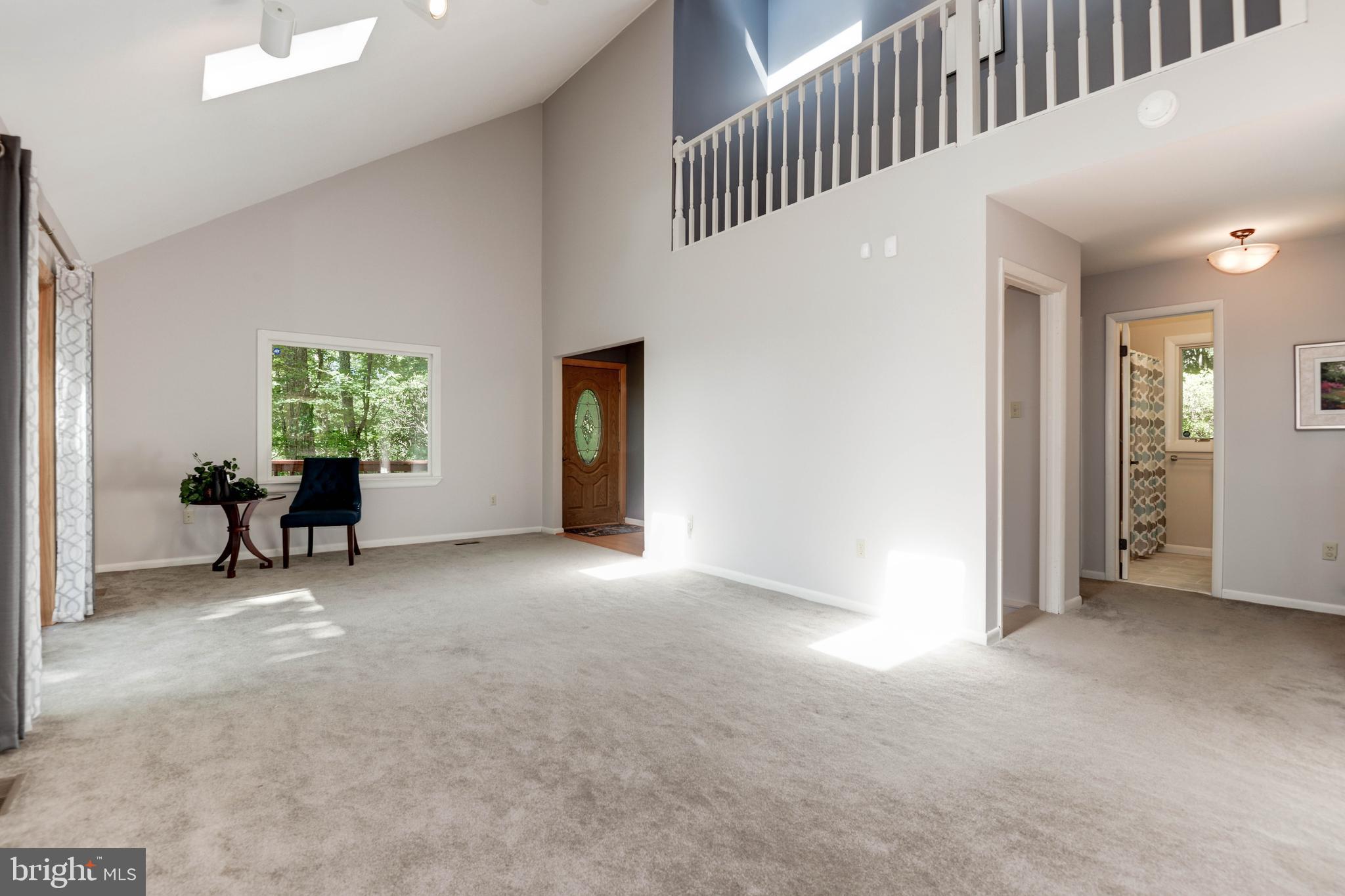1619 Summit Drive Haymarket, VA 20169 - Photo 11 of 62 a view of a livingroom with furniture and windows