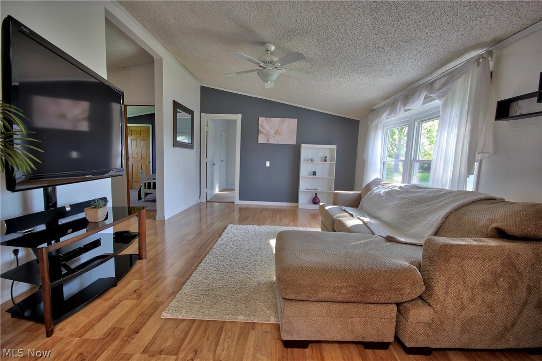 8555 Stump Road Minerva, OH 44657 - Photo 6 of 33 Gallery Image 6