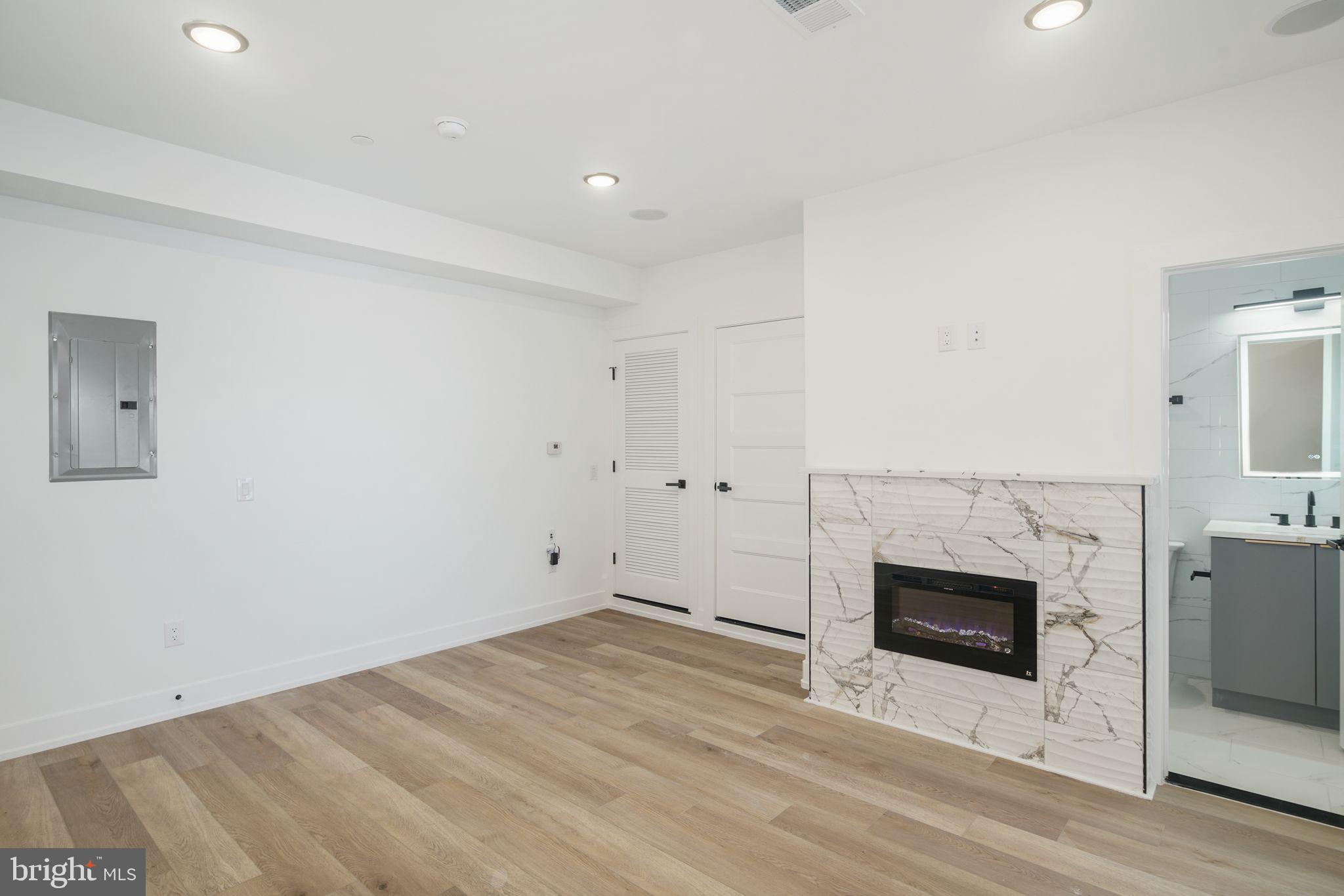 2000 North Front Street, Unit 5 Philadelphia, PA 19122 - Photo 4 of 10