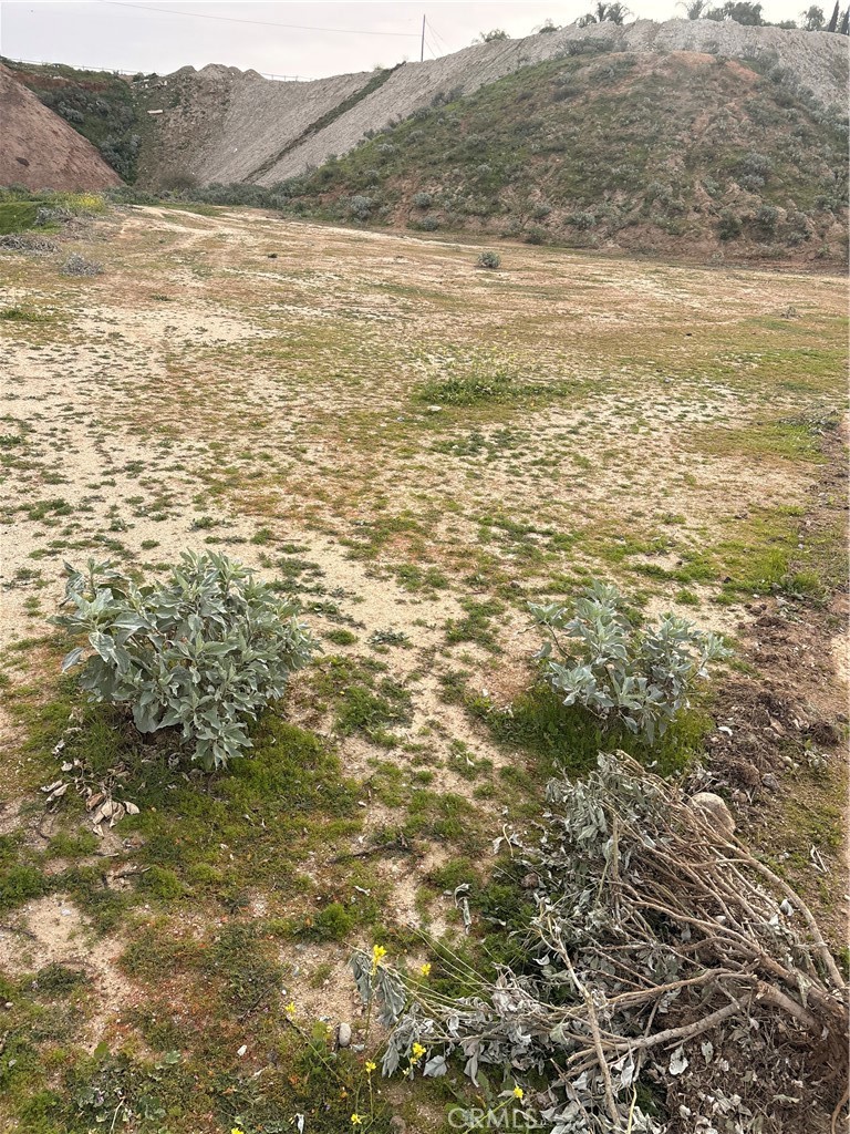 7111 Luane Trail Colton, CA 92324 - Photo 5 of 5 a view of an ocean