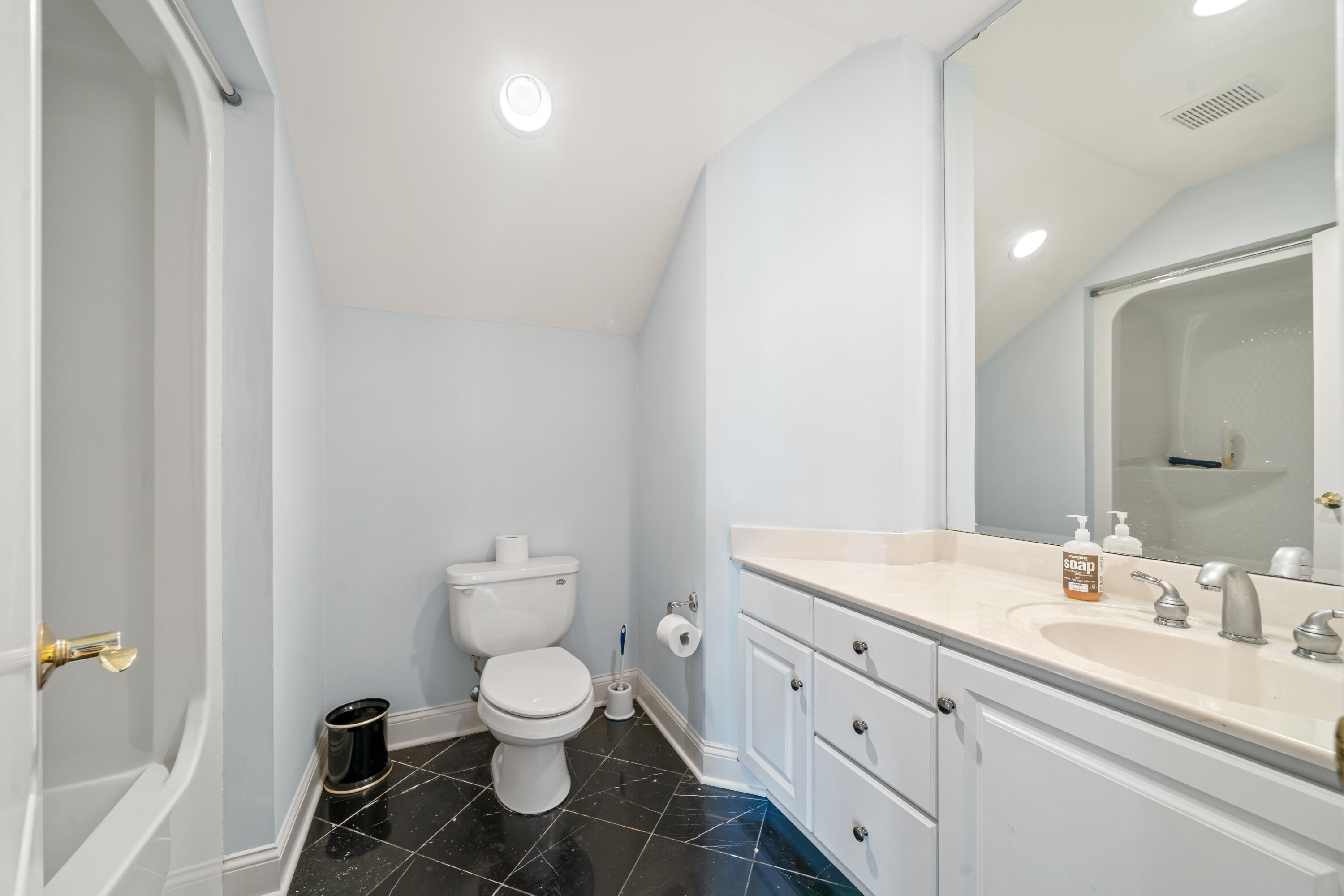 248 Summit Ridge Road Daleville, VA 24083 - Photo 19 of 38 Bathroom Upper