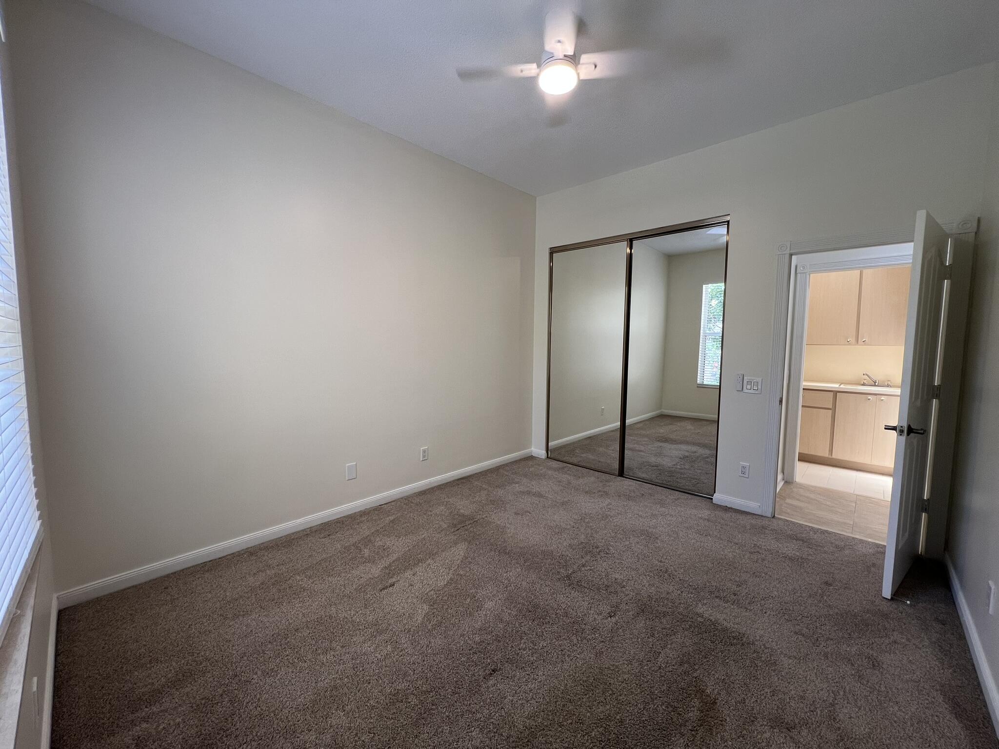 244 Hampton Place Jupiter, FL 33458 - Photo 25 of 31 Guest Bedroom