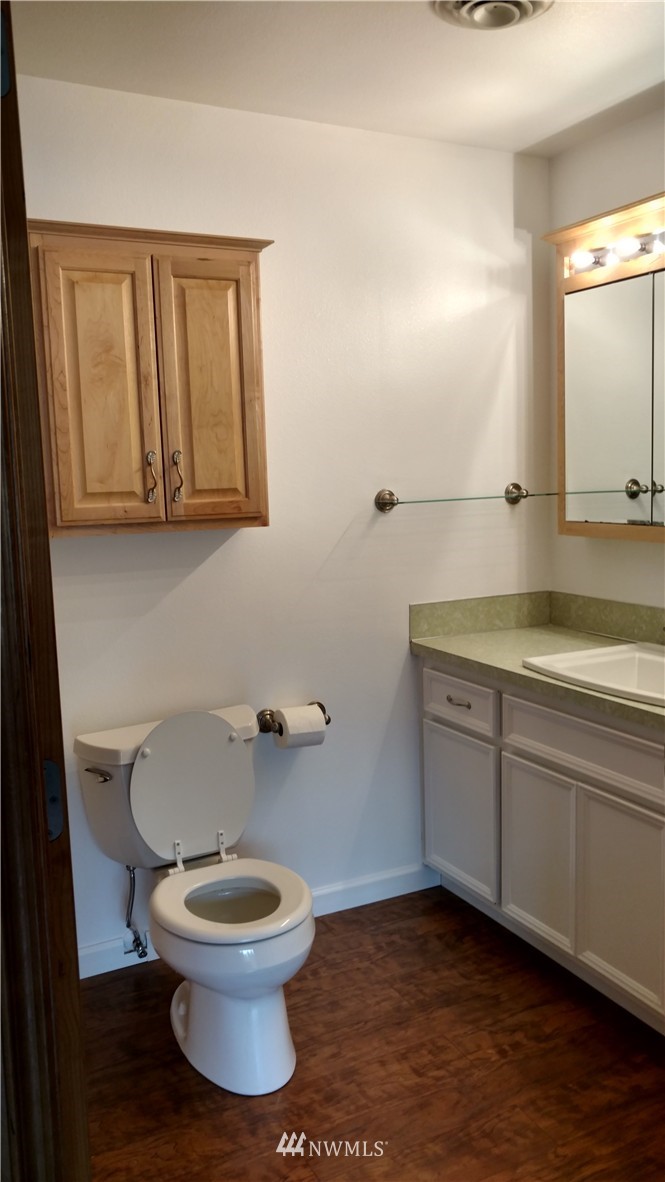 10042 168th Avenue Southwest Rochester, WA 98579 - Photo 15 of 21