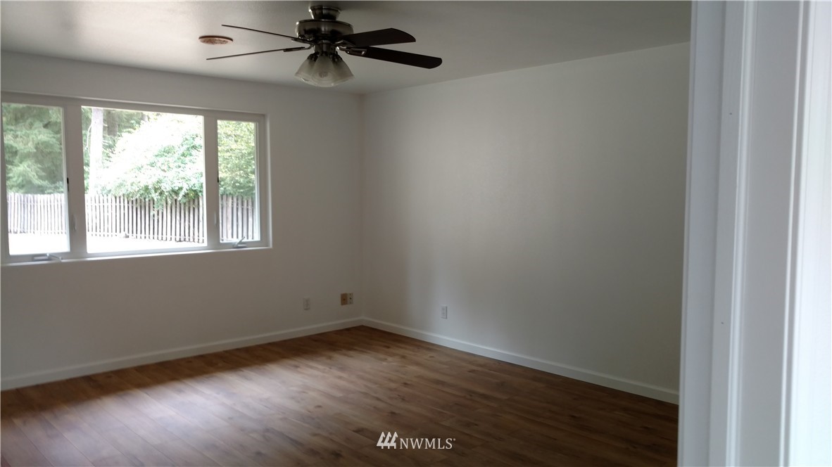 10042 168th Avenue Southwest Rochester, WA 98579 - Photo 17 of 21