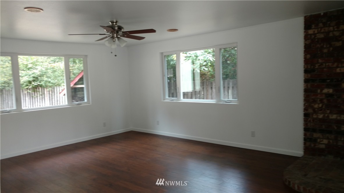 10042 168th Avenue Southwest Rochester, WA 98579 - Photo 18 of 21