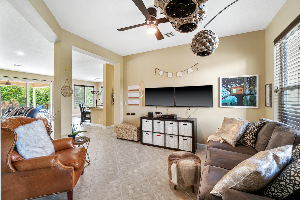 720 Southwest River Bend Circle Stuart, FL 34997 - Photo 14 of 40 Formal Dining Room