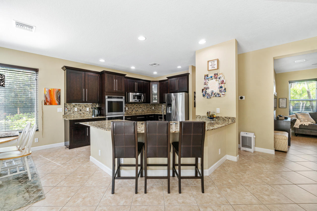 720 Southwest River Bend Circle Stuart, FL 34997 - Photo 15 of 40 Renovated Kitchen