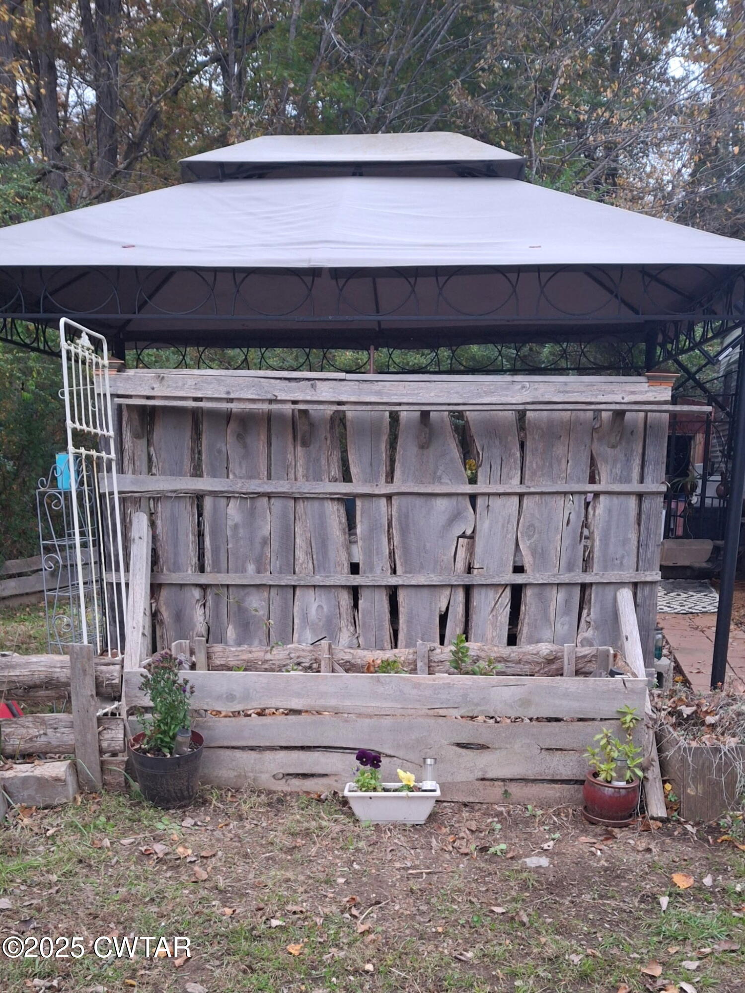 555 Center Point Road South Reagan, TN 38368 - Photo 15 of 17 a backyard of a house