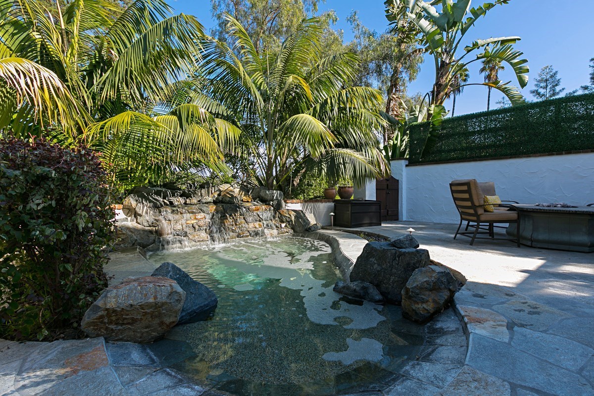 16825 Via De Santa Fe Rancho Santa Fe, CA 92067 - Photo 11 of 24