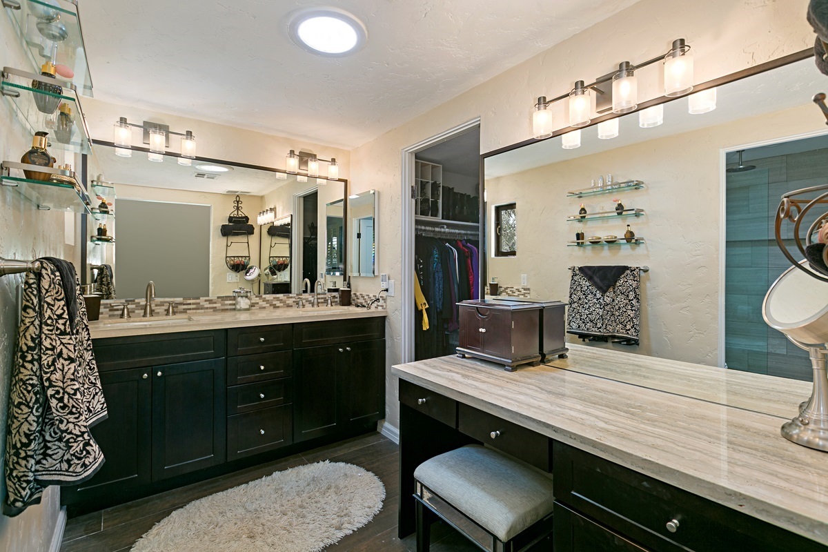 16825 Via De Santa Fe Rancho Santa Fe, CA 92067 - Photo 3 of 24