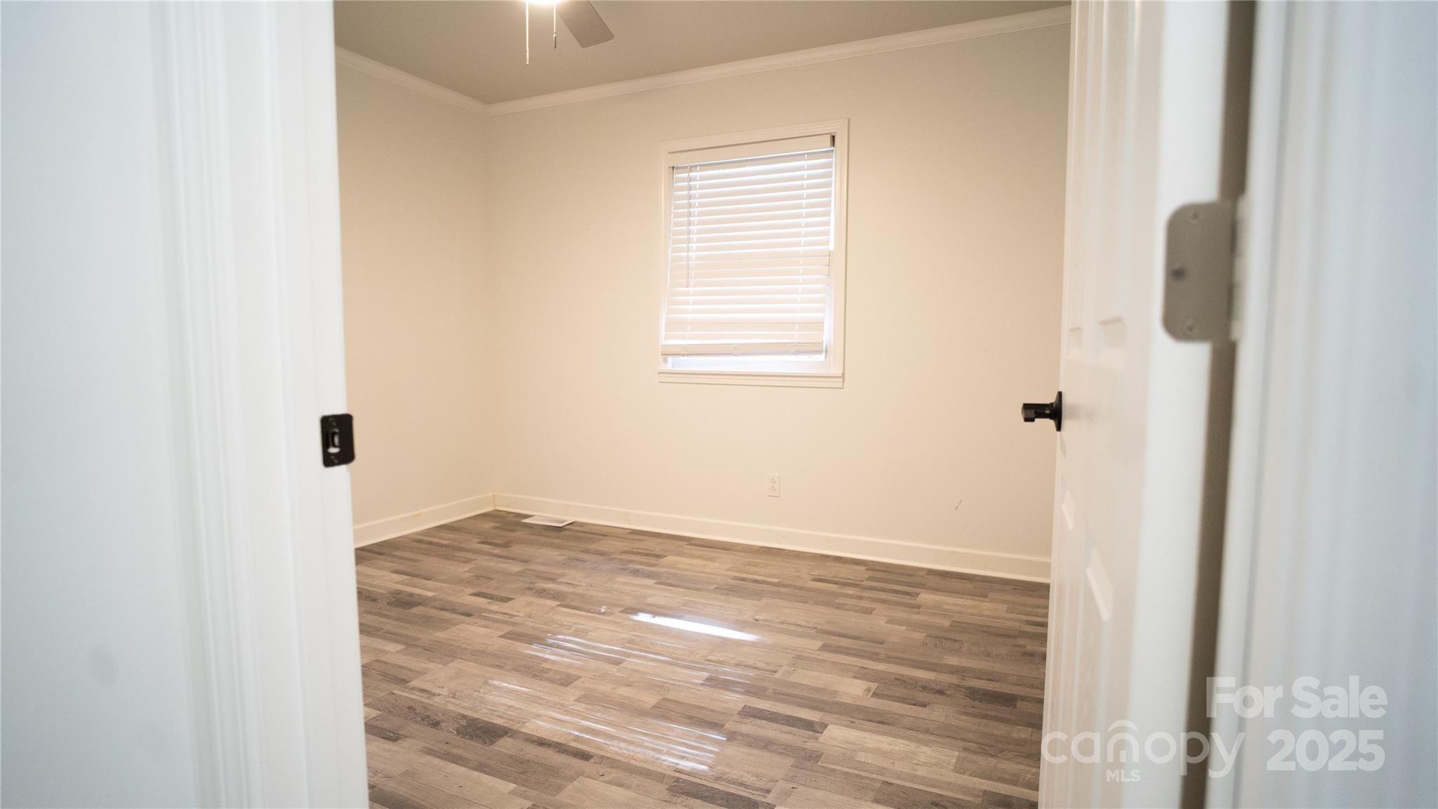 3916 David Cox Road Charlotte, NC 28269 - Photo 17 of 27