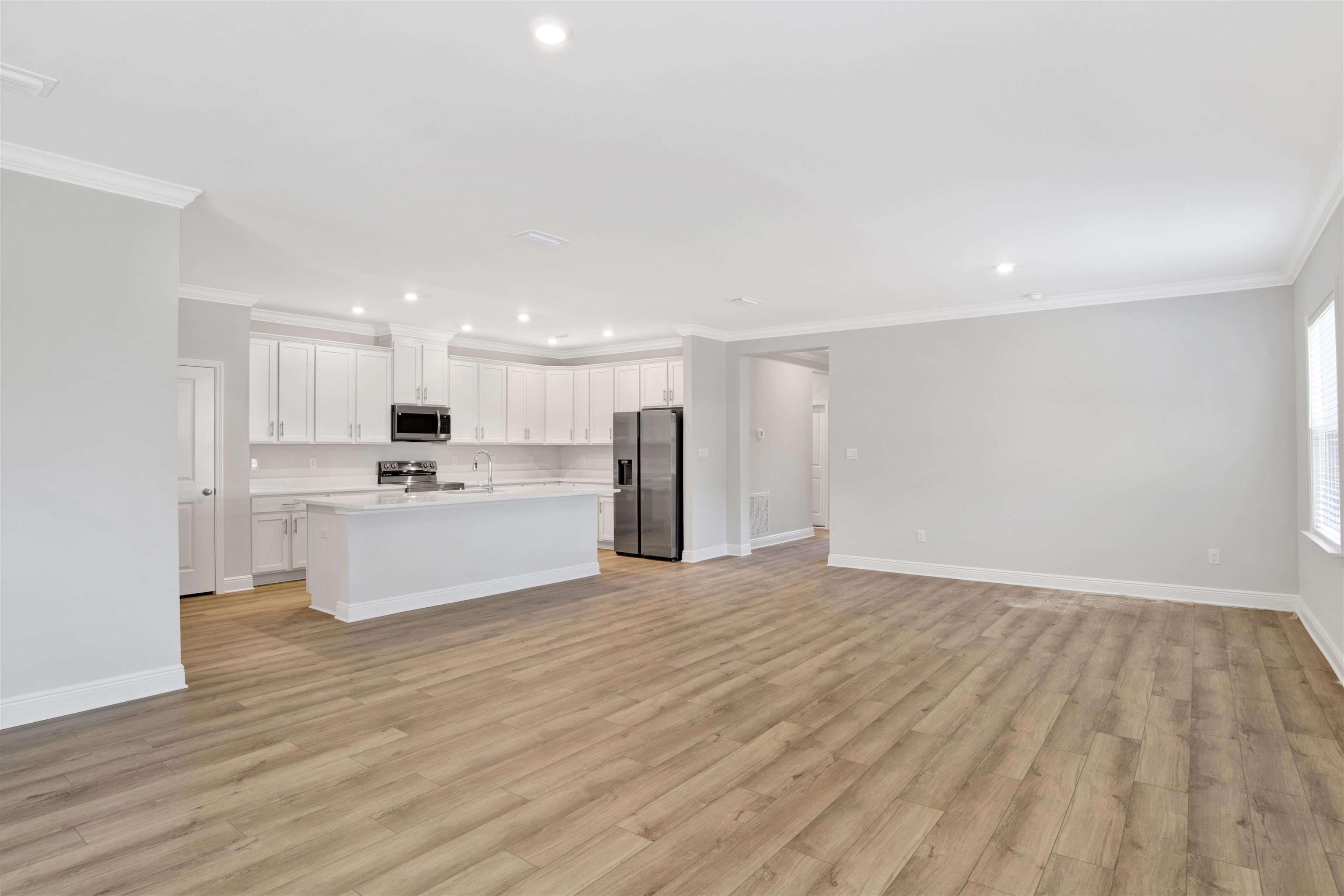 1078 Melbourne Court Foley, AL 36535 - Photo 8 of 20 Great Room