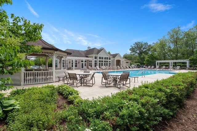 5952 Leeds Road Hoffman Estates, IL 60192 - Photo 26 of 29