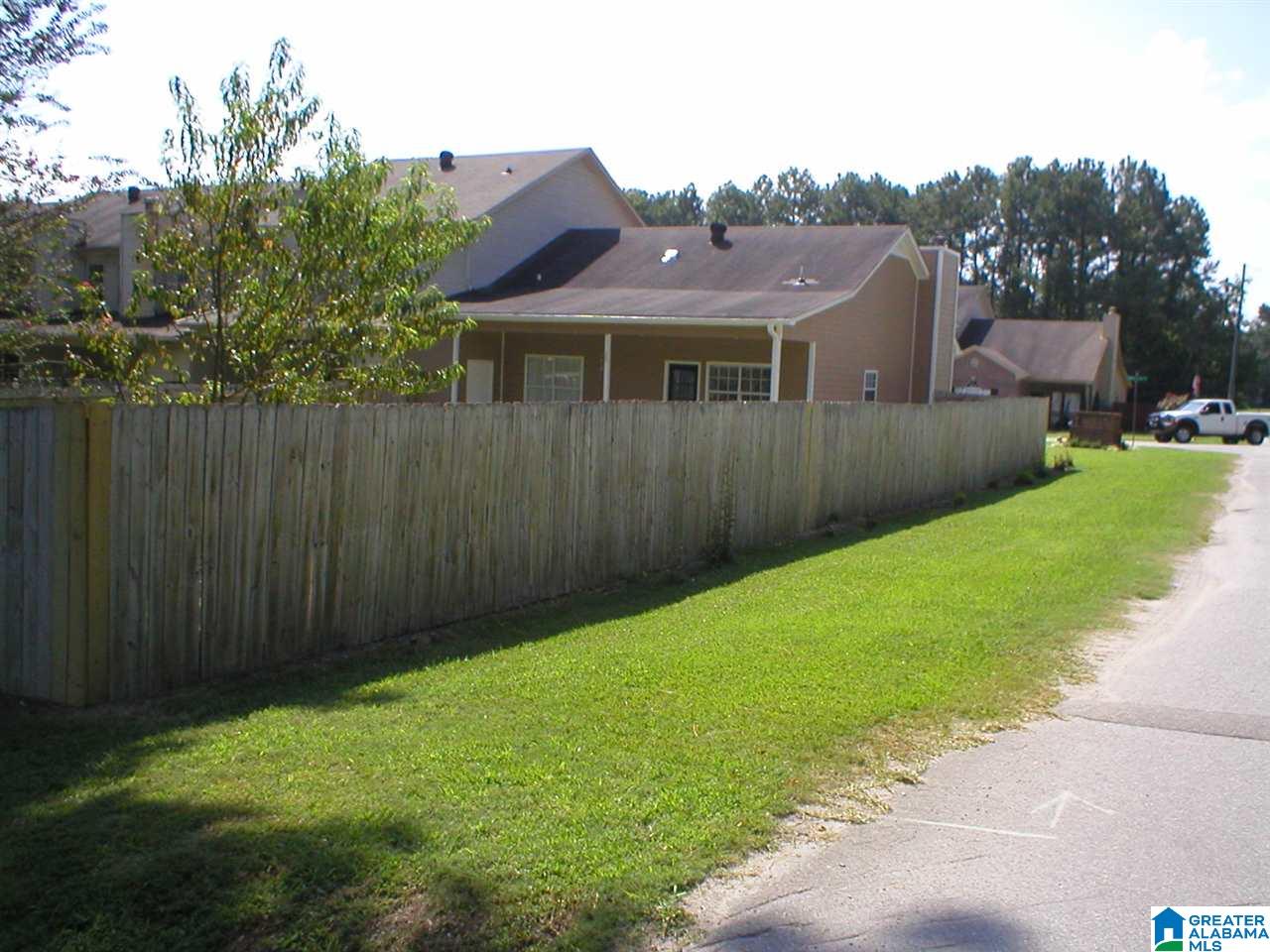 101 Timberleaf Circle Alabaster, AL 35007 - Photo 35 of 41