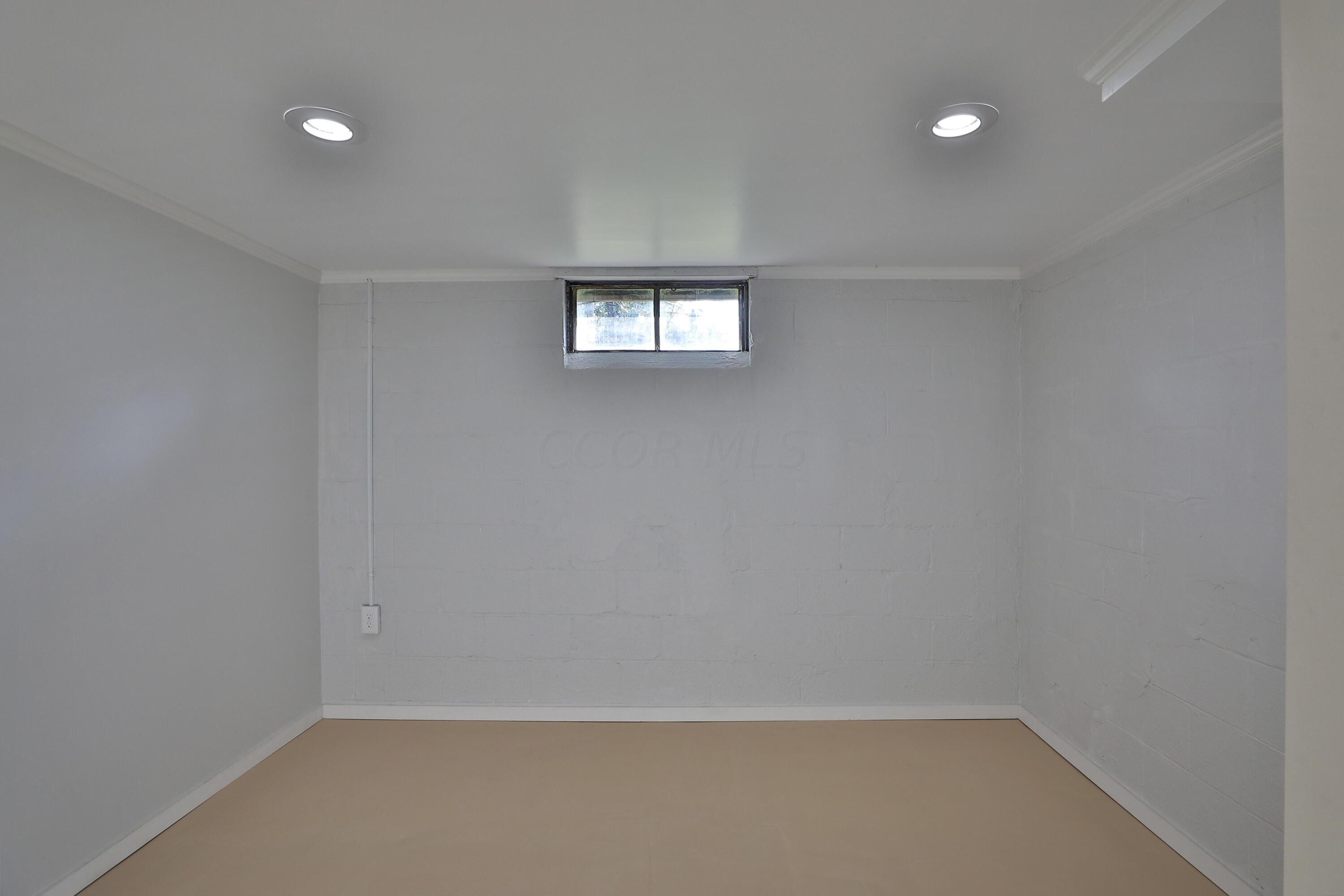 3044 Karl Road Columbus, OH 43224 - Photo 29 of 34 Finished room in basement