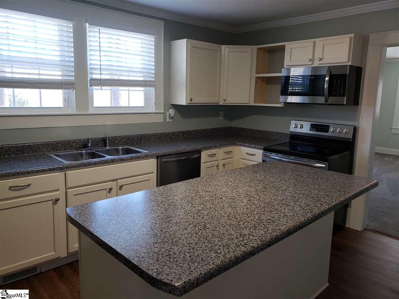 4496 Old Easley Bridge Road Easley, SC 29642 - Photo 4 of 13 Gallery Image 4