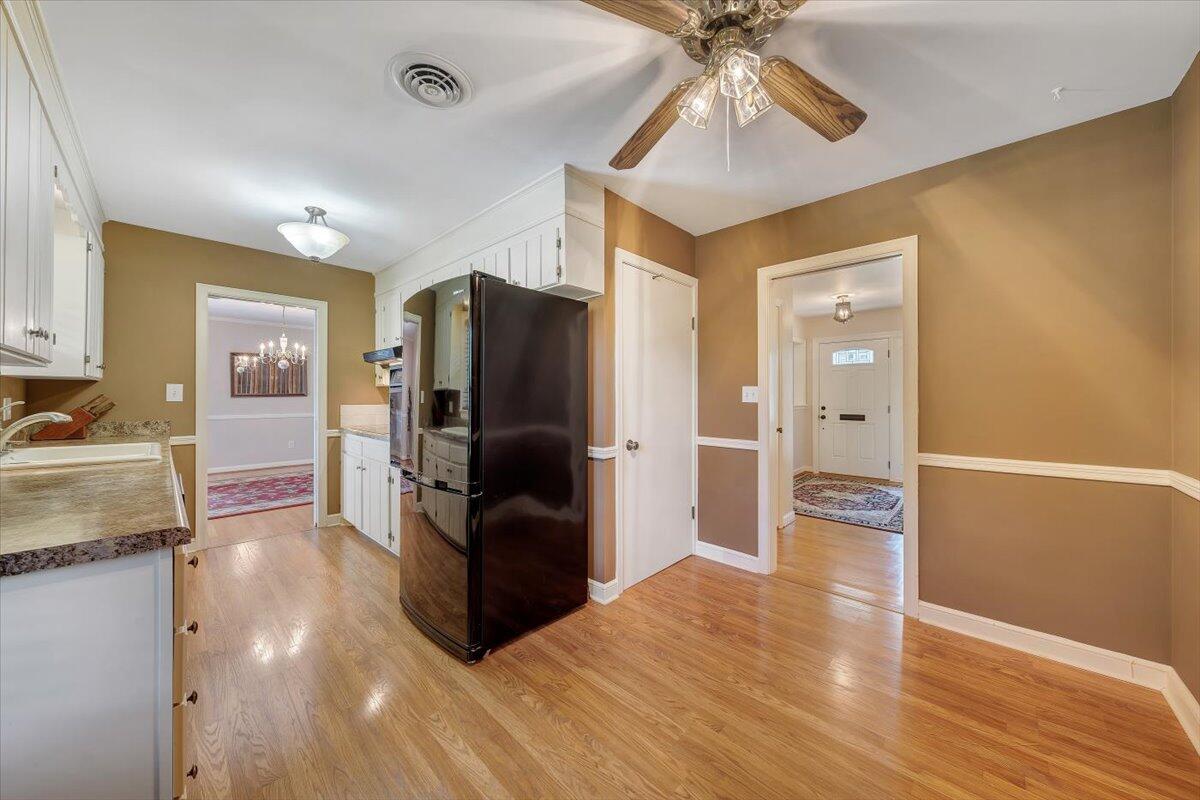 3123 Harmony Road Roanoke, VA 24018 - Photo 15 of 39 Eat-in-Kitchen
