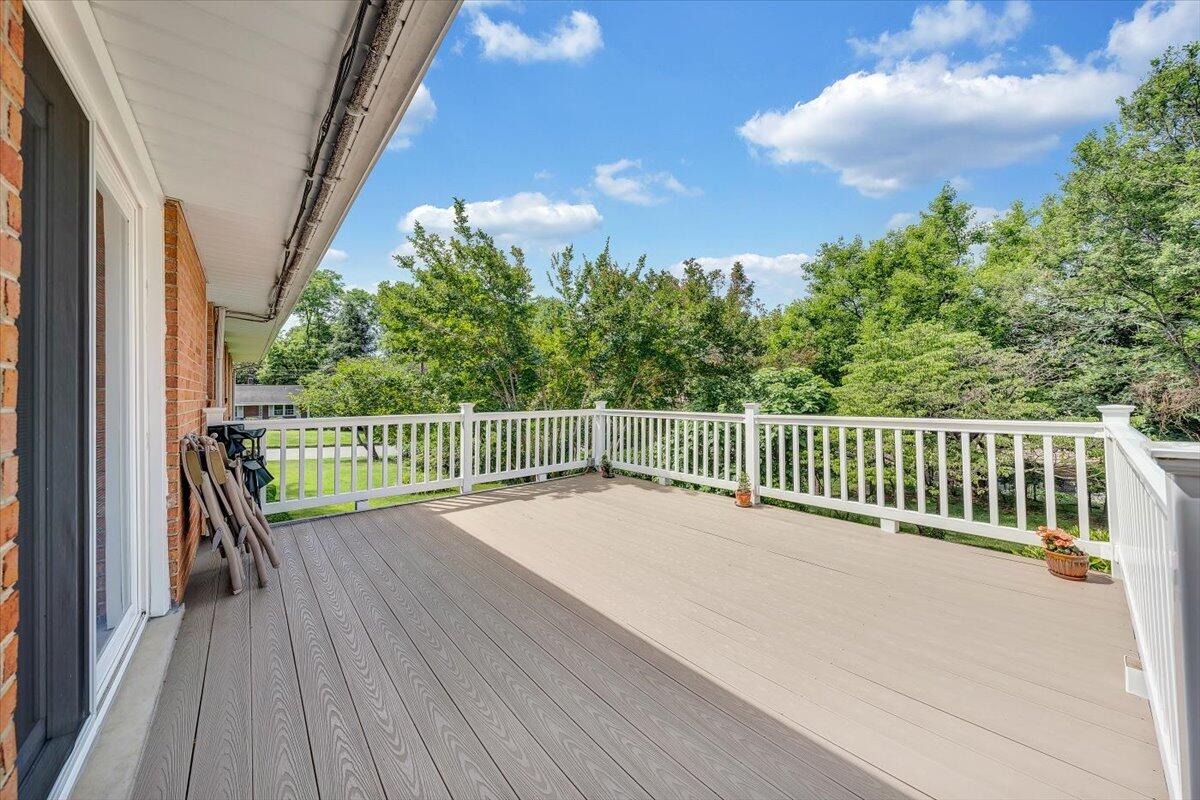 3123 Harmony Road Roanoke, VA 24018 - Photo 10 of 39 Deck