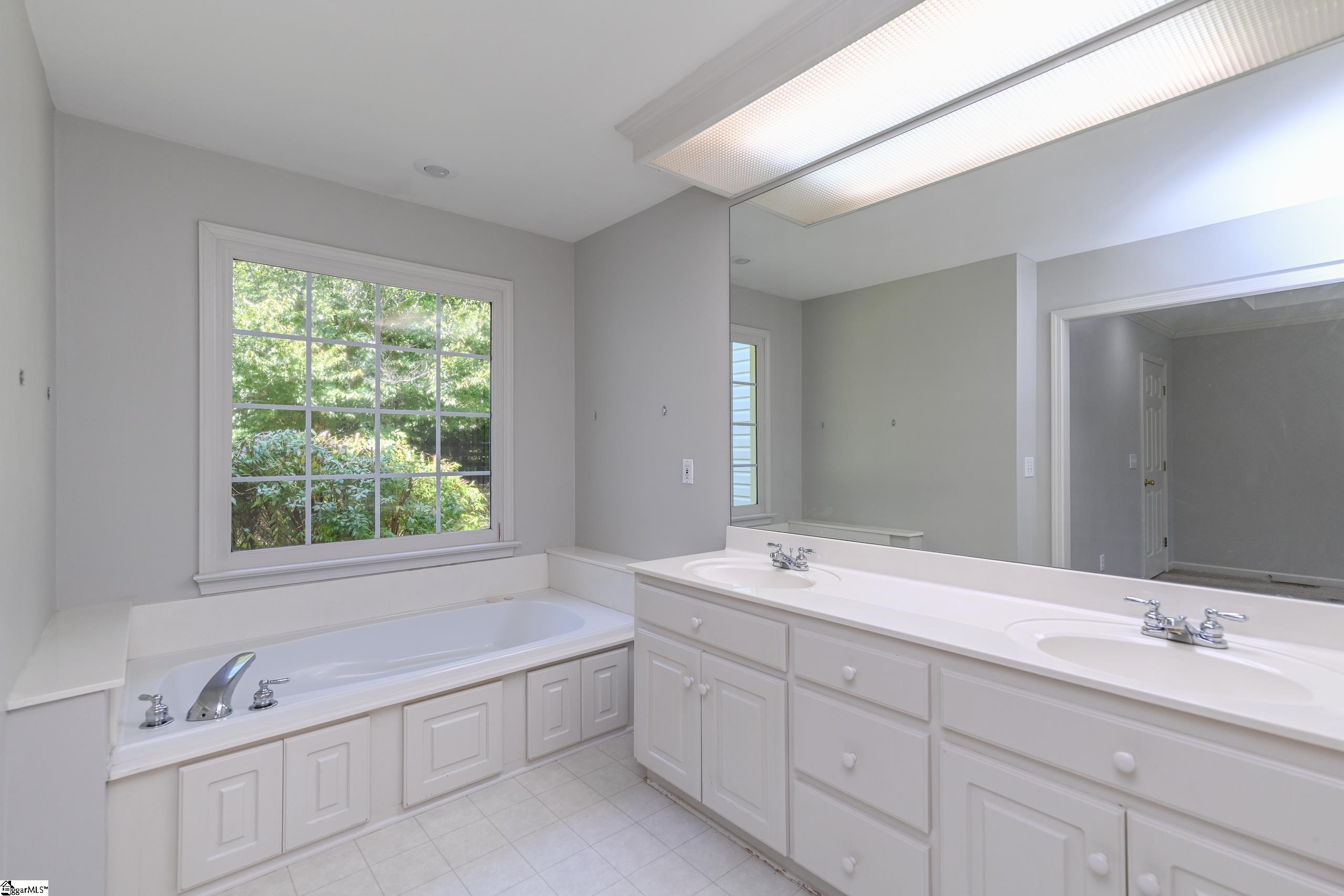 536 McKittrick Bridge Road Fountain Inn, SC 29644 - Photo 16 of 32