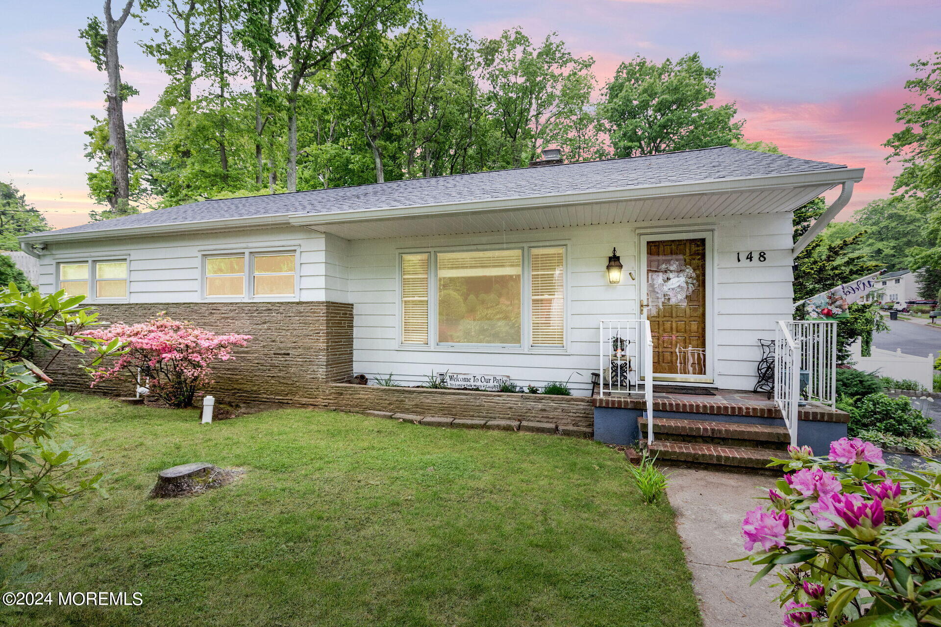 148 Van Brackle Road Aberdeen, NJ 07747 - Photo 2 of 37 001-1920x1280-photo