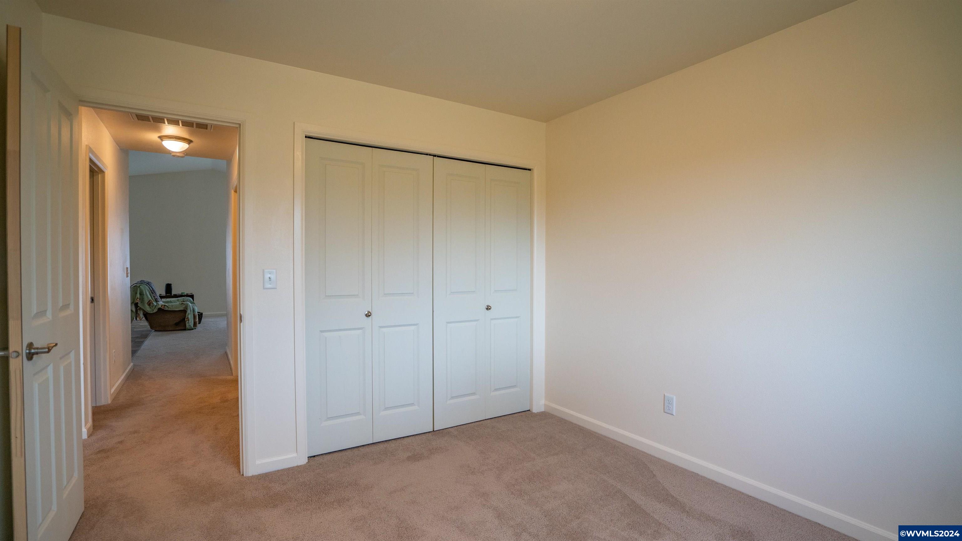 37082 Goats Road Springfield, OR 97478 - Photo 19 of 35