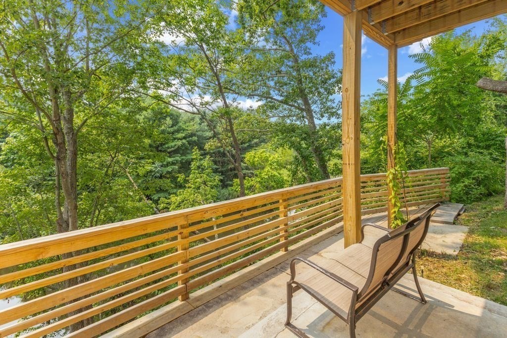 2653 Providence Road Northbridge, MA 01534 - Photo 8 of 25