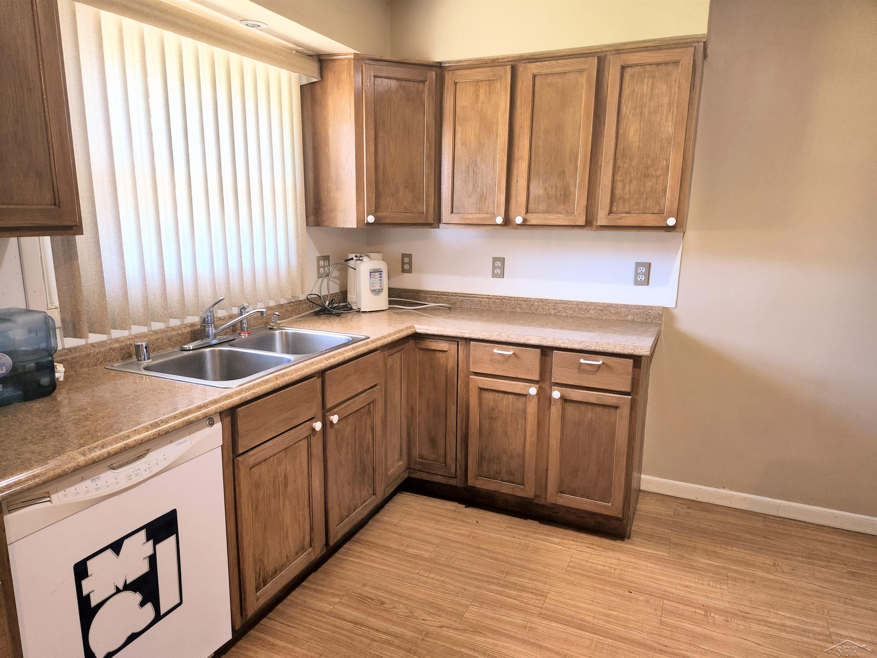 3524 Williamson Road Saginaw, MI 48601 - Photo 5 of 20 50086452-4.JPG